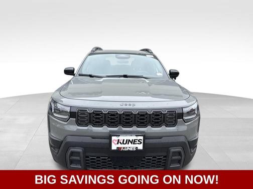 Sting-Gray Clear-Coat Exterior Paint 2026 Jeep Cherokee Laredo 4x4