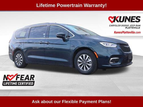 2021 Chrysler Pacifica Hybrid Touring L