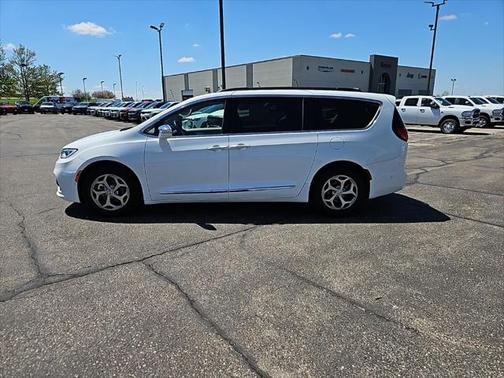 2022 Chrysler Pacifica Limited
