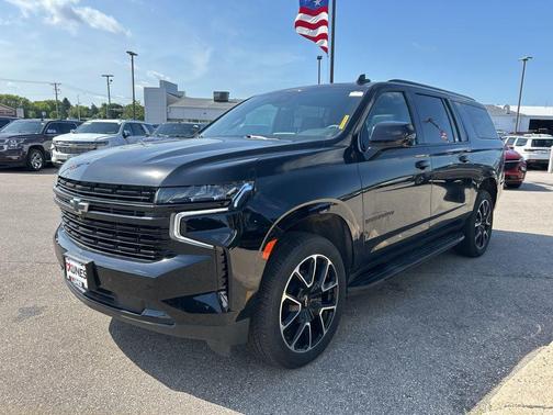 2024 Chevrolet Suburban RST