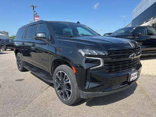 2024 Chevrolet Suburban RST