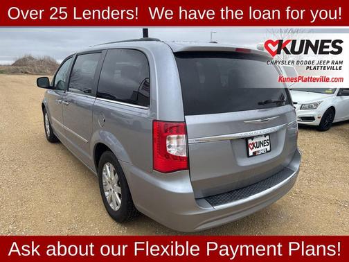 2014 Chrysler Town & Country Touring