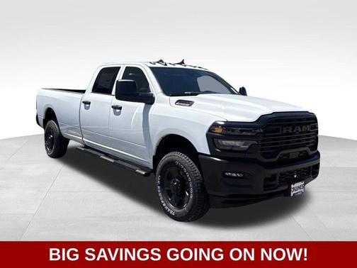 Bright White Clear-Coat Exterior Paint 2026 RAM 2500 Tradesman Crew Cab 4x4 8' Box