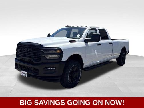Bright White Clear-Coat Exterior Paint 2026 RAM 2500 Tradesman Crew Cab 4x4 8' Box