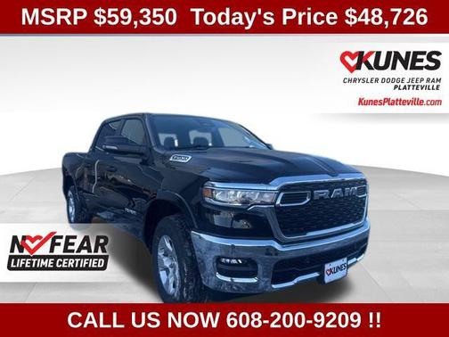 Diamond Black Crystal Pearl-Coat Exterior Paint 2026 RAM 1500 Big Horn/Lone Star