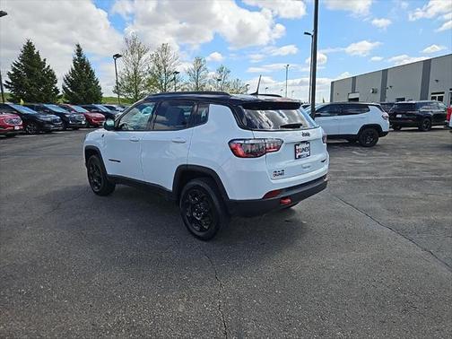 2024 Jeep Compass Trailhawk