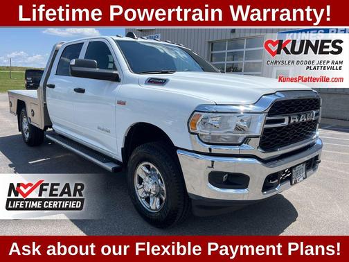 2022 RAM 2500 Tradesman Crew Cab 4x4 8' Box