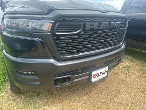 2025 RAM 1500 Warlock Crew Cab 4x4 5'7' Box