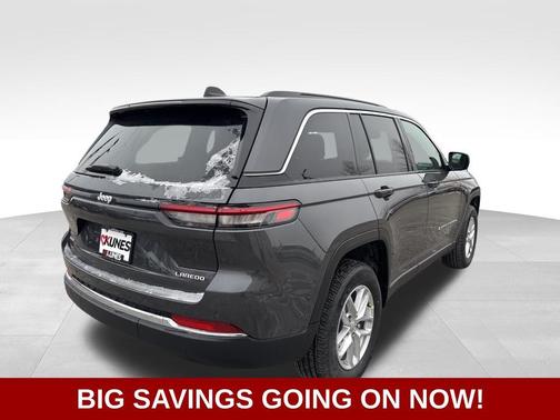 2026 Jeep Grand Cherokee Altitude