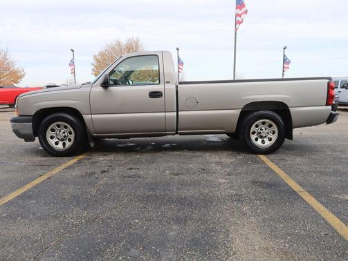 2005 Chevrolet Silverado 1500 W/T
