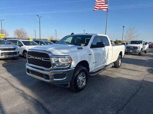 2022 RAM 2500 Big Horn Crew Cab 4x4 8' Box
