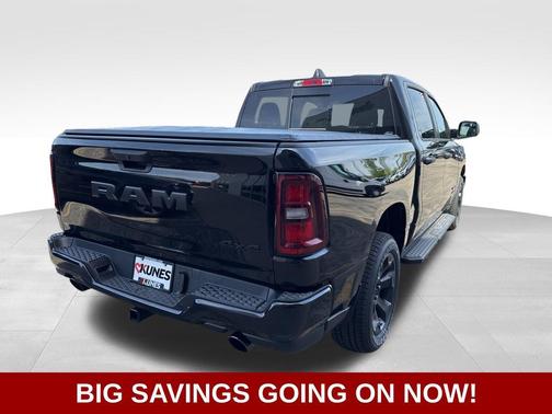Diamond Black Crystal Pearl-Coat Exterior Paint 2026 RAM 1500 Express