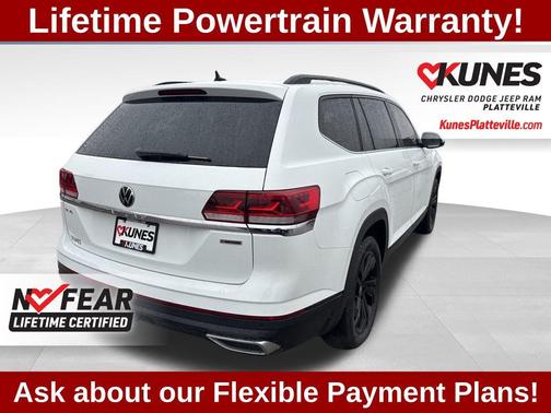 2022 Volkswagen Atlas 3.6L SE w/Technology