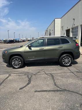 2021 Jeep Cherokee Latitude Lux