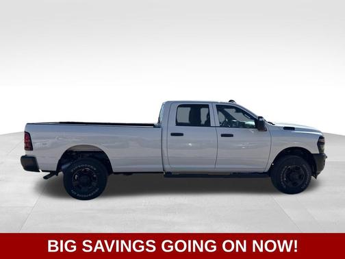 Bright White Clear-Coat Exterior Paint 2026 RAM 2500 Tradesman Crew Cab 4x4 8' Box