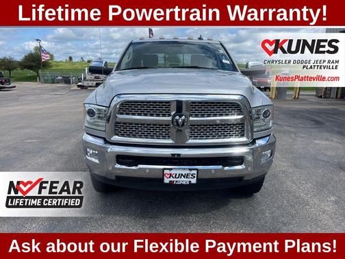 2018 RAM 2500 Laramie Crew Cab 4x4 6'4' Box