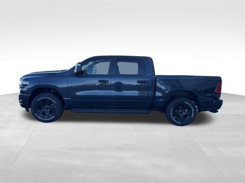 2025 RAM 1500 Warlock Crew Cab 4x4 5'7' Box