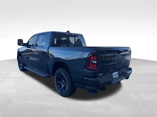 2025 RAM 1500 Warlock Crew Cab 4x4 5'7' Box