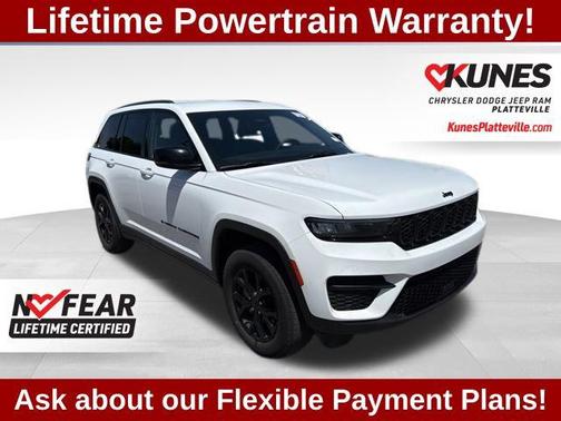 Bright White Clearcoat 2024 Jeep Grand Cherokee Altitude