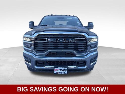 2025 RAM 2500 Big Horn Crew Cab 4x4 6'4' Box