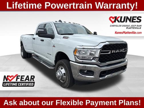 Bright White Clearcoat 2024 RAM 3500 Big Horn Crew Cab 4x4 8' Box