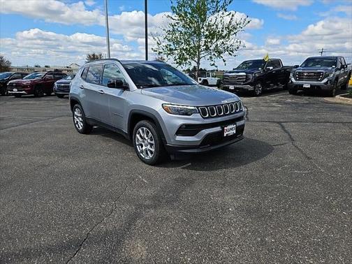 2023 Jeep Compass Latitude Lux