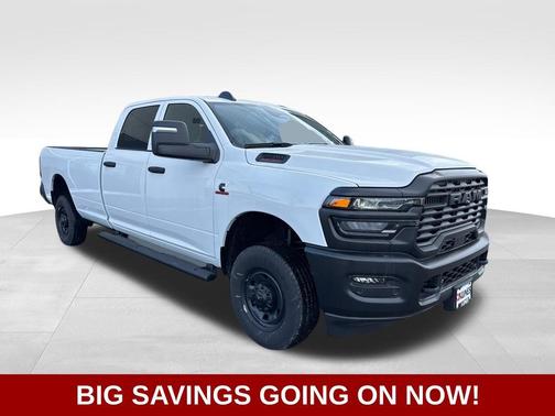 2025 RAM 2500 Tradesman Crew Cab 4x4 8' Box