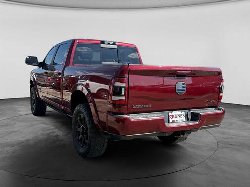 Delmonico Red Pearlcoat 2021 RAM 2500 Laramie Crew Cab 4x4 6'4' Box