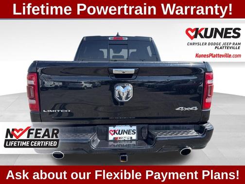 Diamond Black Crystal Pearlcoat 2019 RAM 1500 Limited