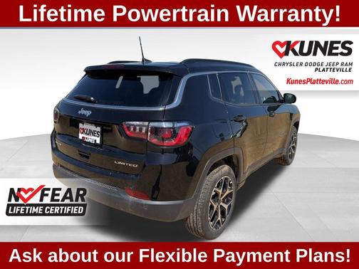Diamond Black Crystal Pearlcoat 2026 Jeep Compass Limited