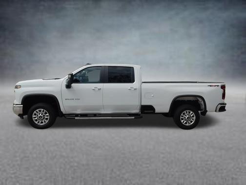 Summit White 2025 Chevrolet Silverado 2500 LT