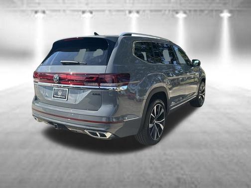 Pure Gray 2026 Volkswagen Atlas 2.0T SEL Premium R-Line