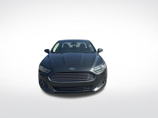 2015 Ford Fusion Hybrid SE