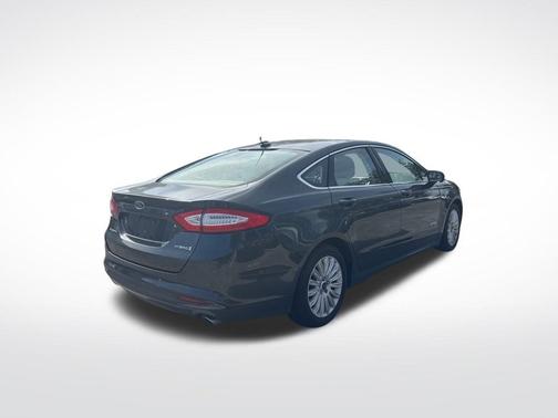 2015 Ford Fusion Hybrid SE
