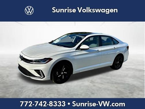 Opal White Pearl 2026 Volkswagen Jetta 1.5T SE