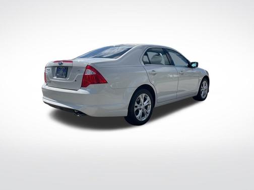 White Suede 2012 Ford Fusion SE