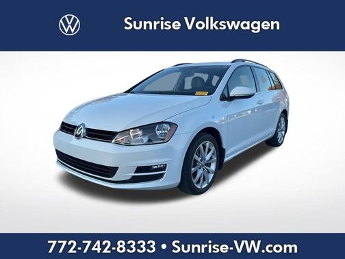2016 Volkswagen Golf SportWagen TSI SE 4-Door