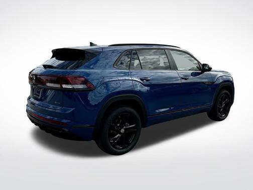 2025 Volkswagen Atlas Cross Sport 2.0T SEL R-Line Black