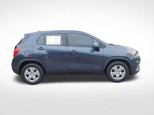 Storm Blue Metallic 2019 Chevrolet Trax LS