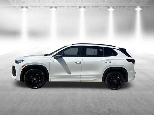 Opal White Pearl 2026 Volkswagen Tiguan 2.0T SE R-Line Black