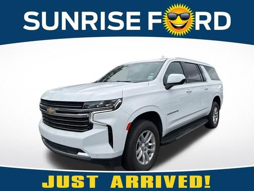 2023 Chevrolet Suburban LT