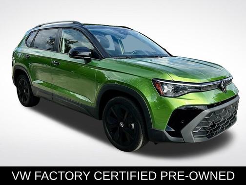 2025 Volkswagen Taos 1.5T SE Black