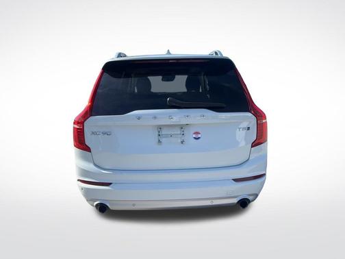 2019 Volvo XC90 T5 Momentum