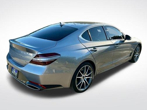 2024 Genesis G70 2.5T