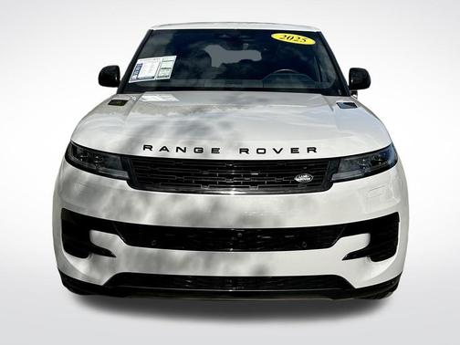 2025 Land Rover Range Rover Sport P360 SE