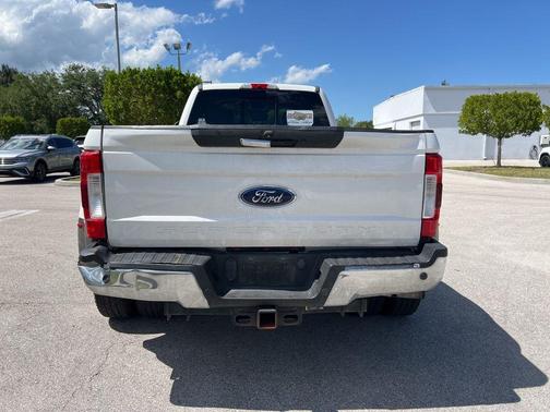2019 Ford F-350 Lariat Super Duty