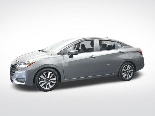 2023 Nissan Versa 1.6 SV