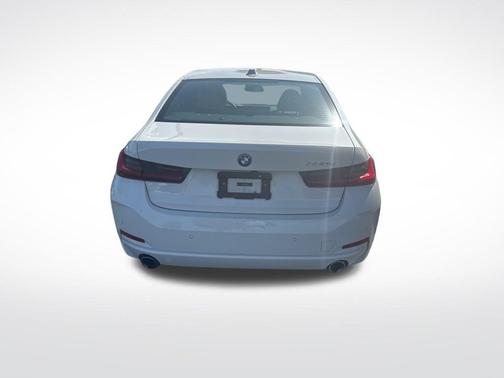 2024 BMW 330e 330e