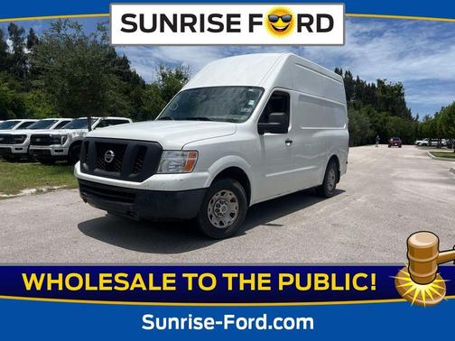2017 Nissan NV Cargo NV2500 HD SV V6/SV V8