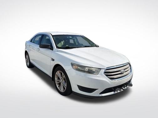 2016 Ford Taurus SE